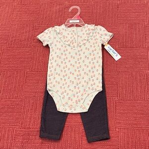 Carter's Floral onesie Bodysuit short sleeve &  stretchy Pants Set NWT FLAWED